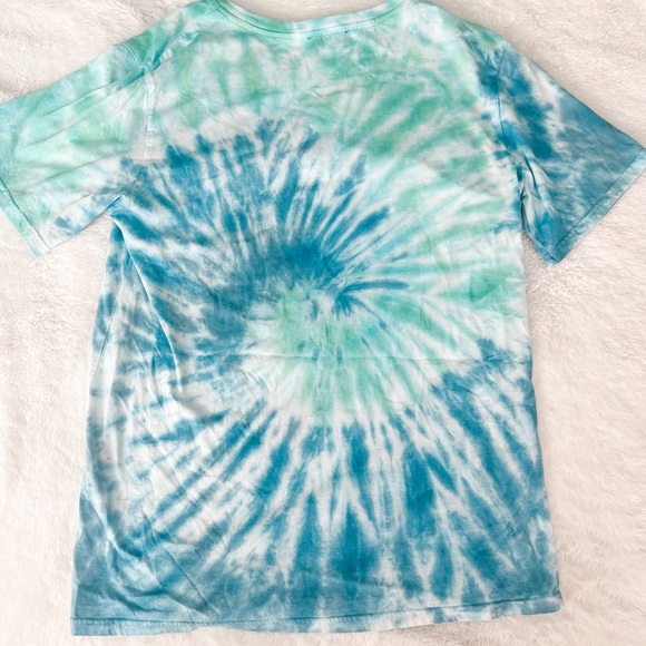 SOLD Urban Outfitters Tiger Rock & Roll Graphic Tee - Picture 3 of 4